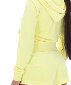 JUICY COUTURE YELLOW PEAR CLASSIC VELOUR TRACK SHORT SPRING SUMMER'22 COLLECTION