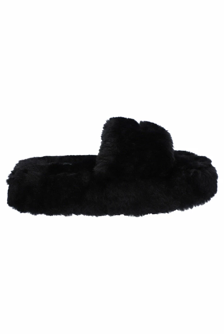JUICY COUTURE BLACK FUR STACKED SLIPPERS