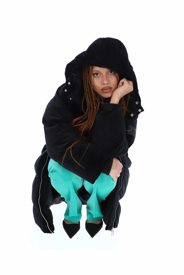 JUICY COUTURE BLACK LONGLINE VELOUR PUFFER COAT